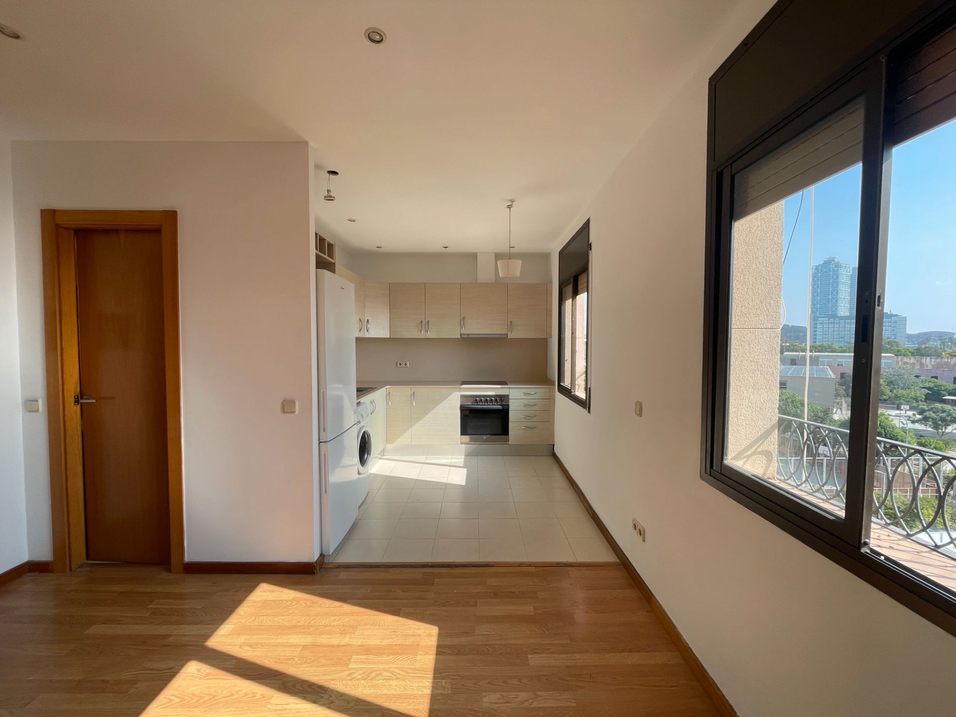 Cocina de Piso en venta en  Barcelona Capital con Parquet y Horno