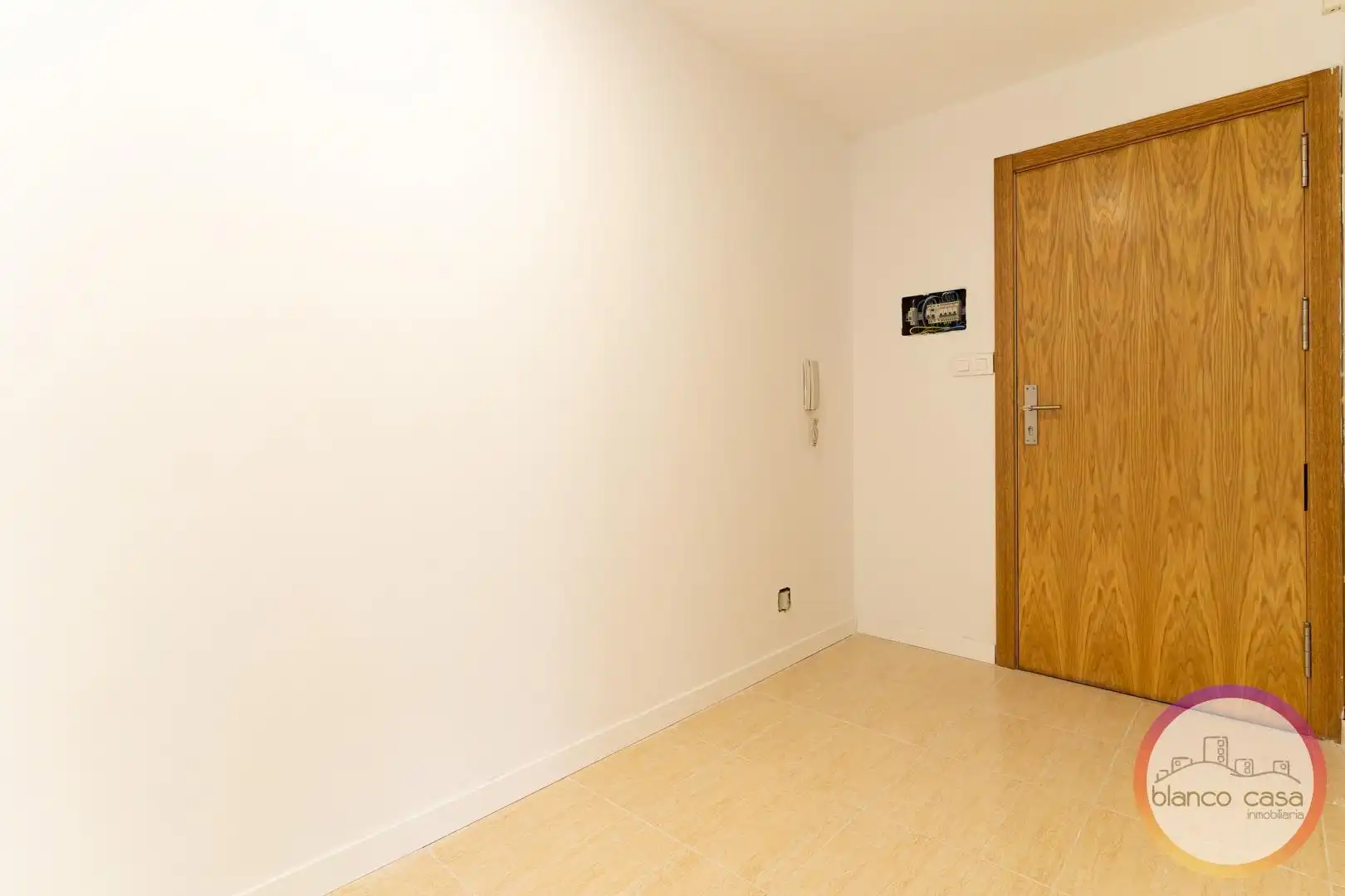 Flat for sale in Carballo