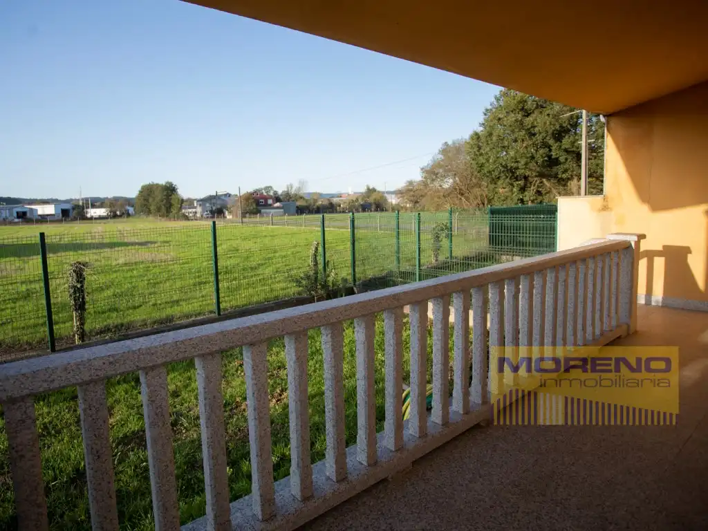 Terrassa de Casa o xalet en venda en Sarria