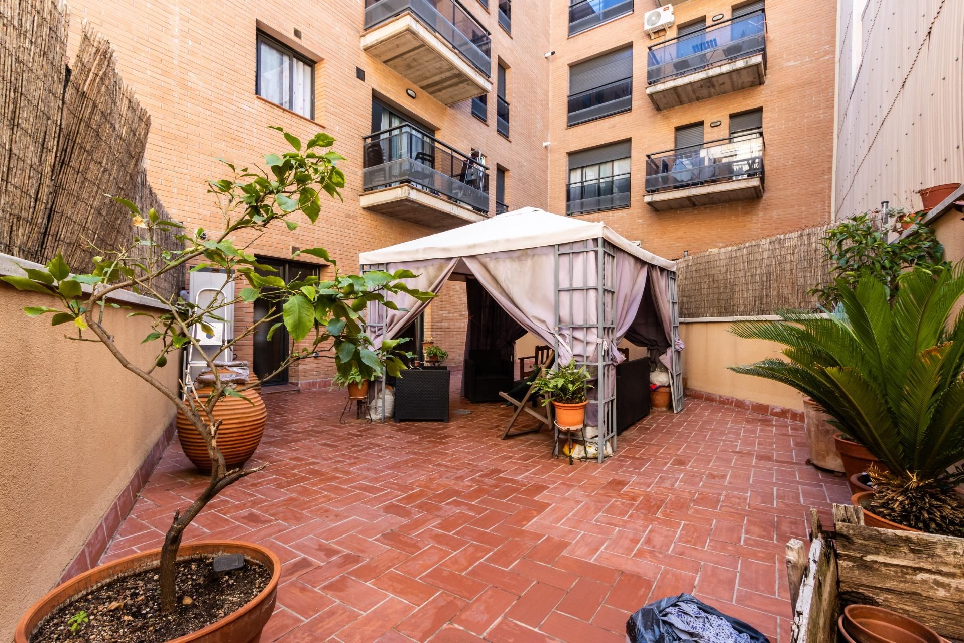 Terrace of Planta baja for sale in Terrassa  with Terrace and Balcony