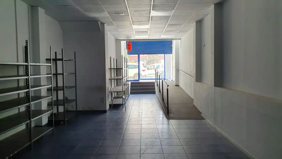 Local comercial de lloguer a Joan Prim 77, imagen 4