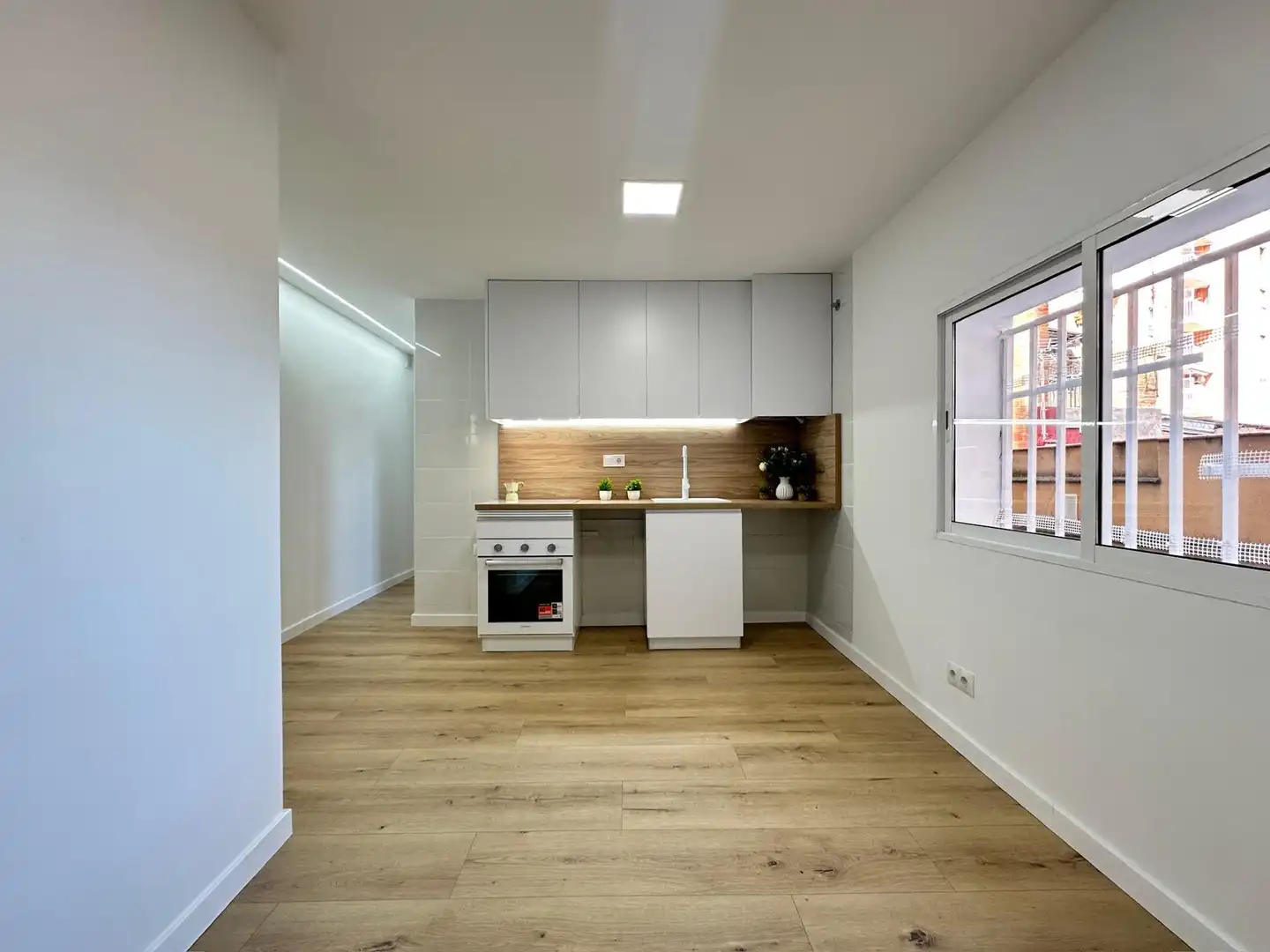 Cocina de Apartamento en venta en Barcelona con Alarma