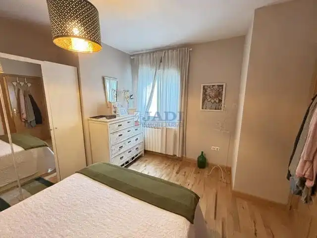 Habitación de Dúplex en venta en Valdepeñas, Ciudad Real