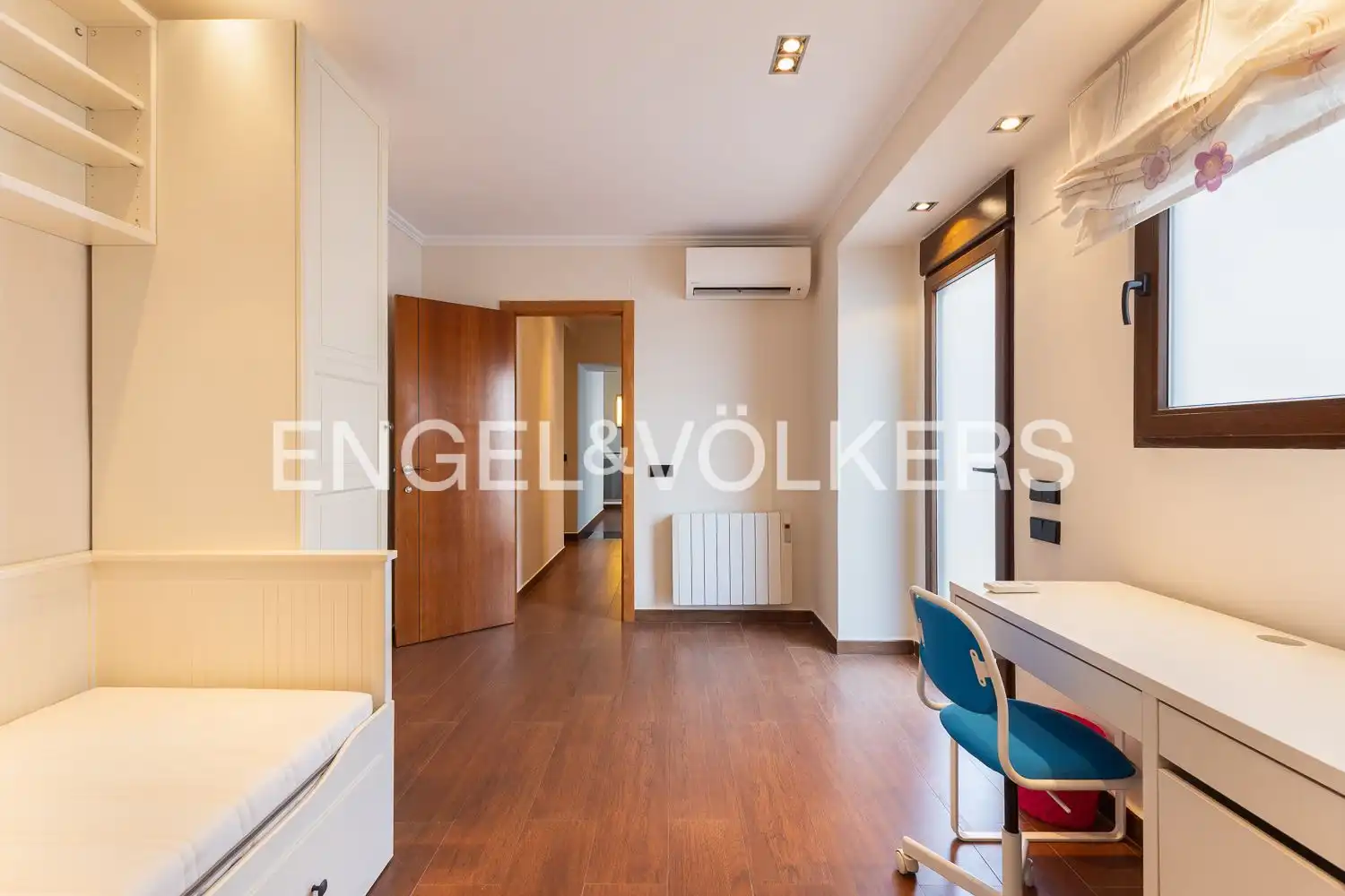 Maisonette zur Miete in Valencia mit Klimaanlage, Heizung und Parkett