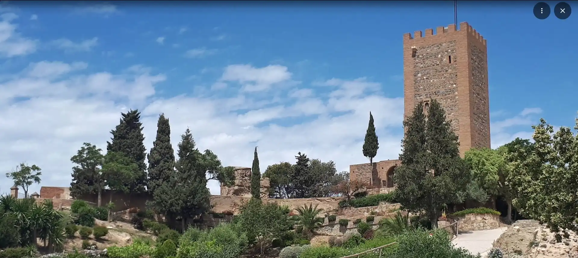 Vista exterior de Piso en venta en Vélez-Málaga