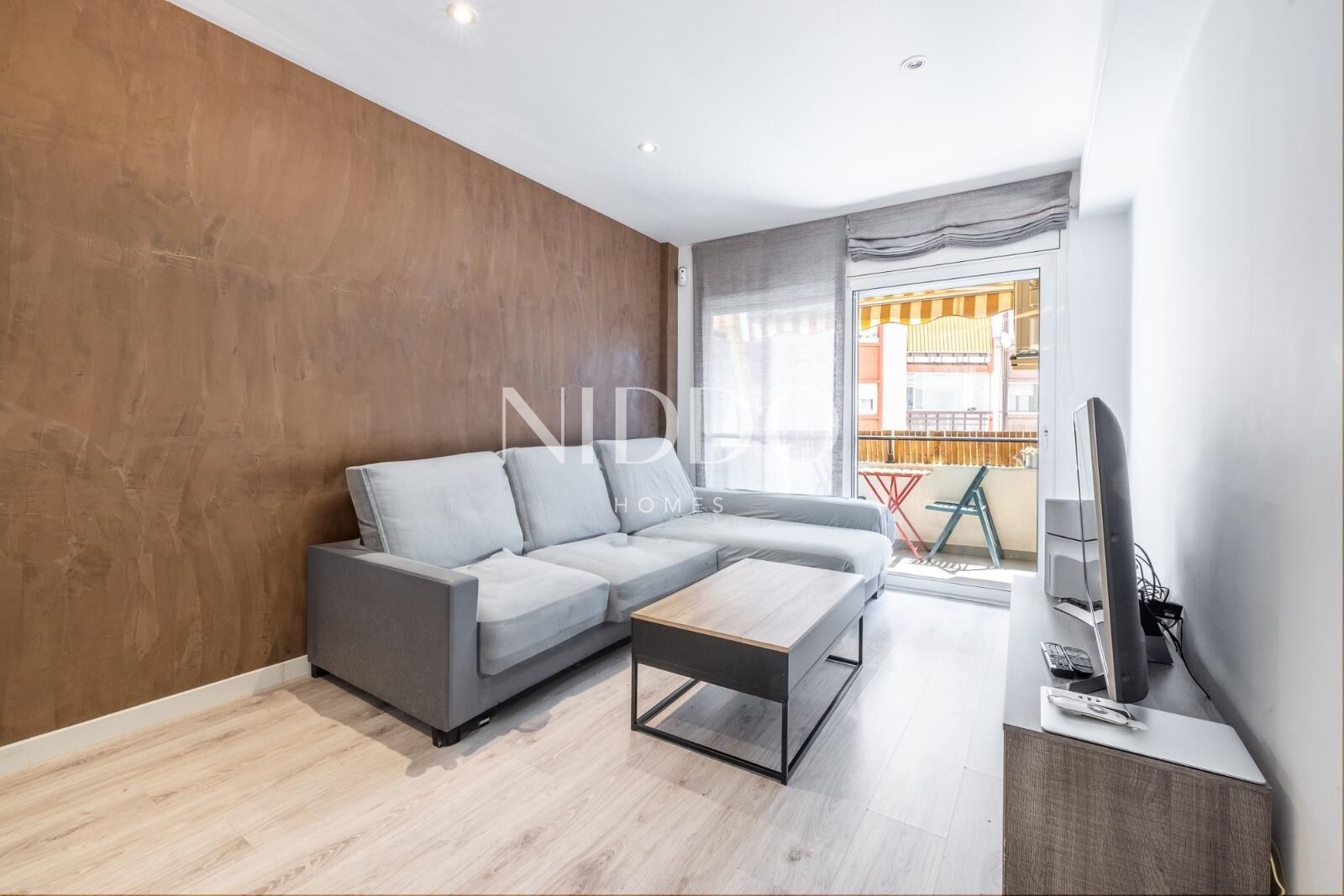 Living room of Flat for sale in Rubí  with Air Conditioner, Heating and Parquet flooring