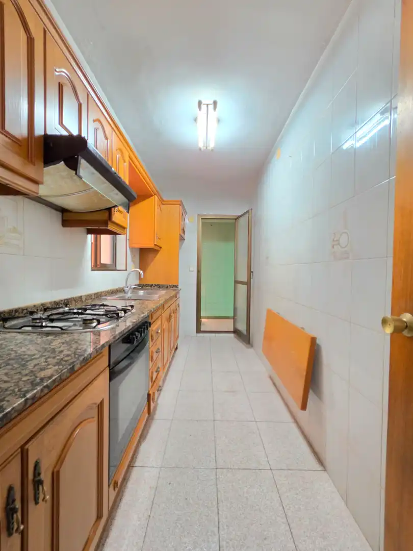 Küche von Wohnung zum Verkauf in Tarragona mit Klimaanlage, Heizung und Terrasse