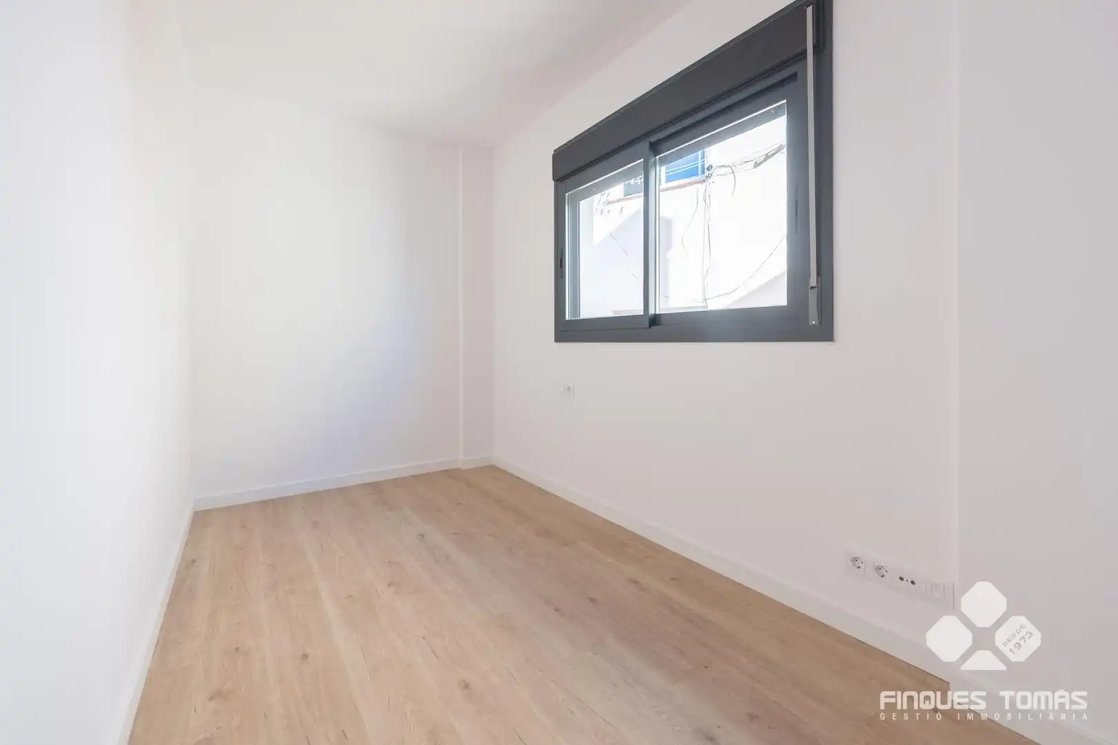 Dormitori de Pis en venda en Cubelles amb Terrassa, Balcó i Piscina comunitària