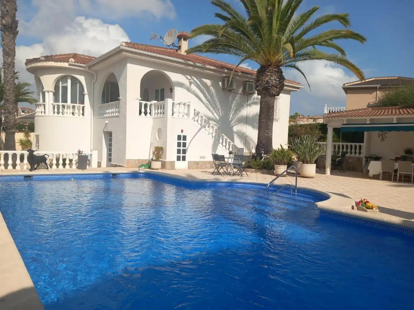 Piscina de Casa o xalet en venda en Rojales amb Aire condicionat, Calefacció i Jardí privat