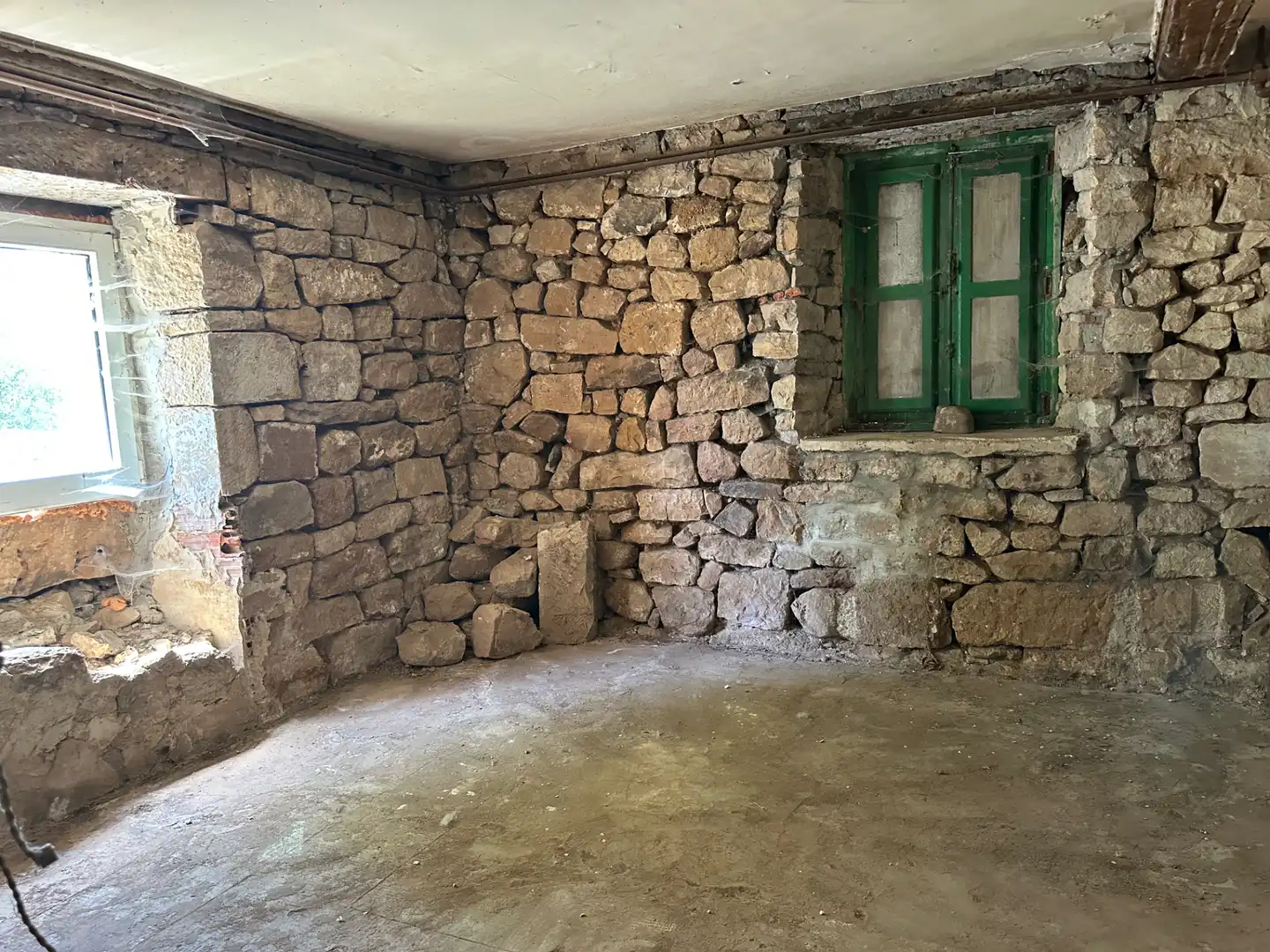 Country house zum Verkauf in Aguilar de Campoo mit Balkon