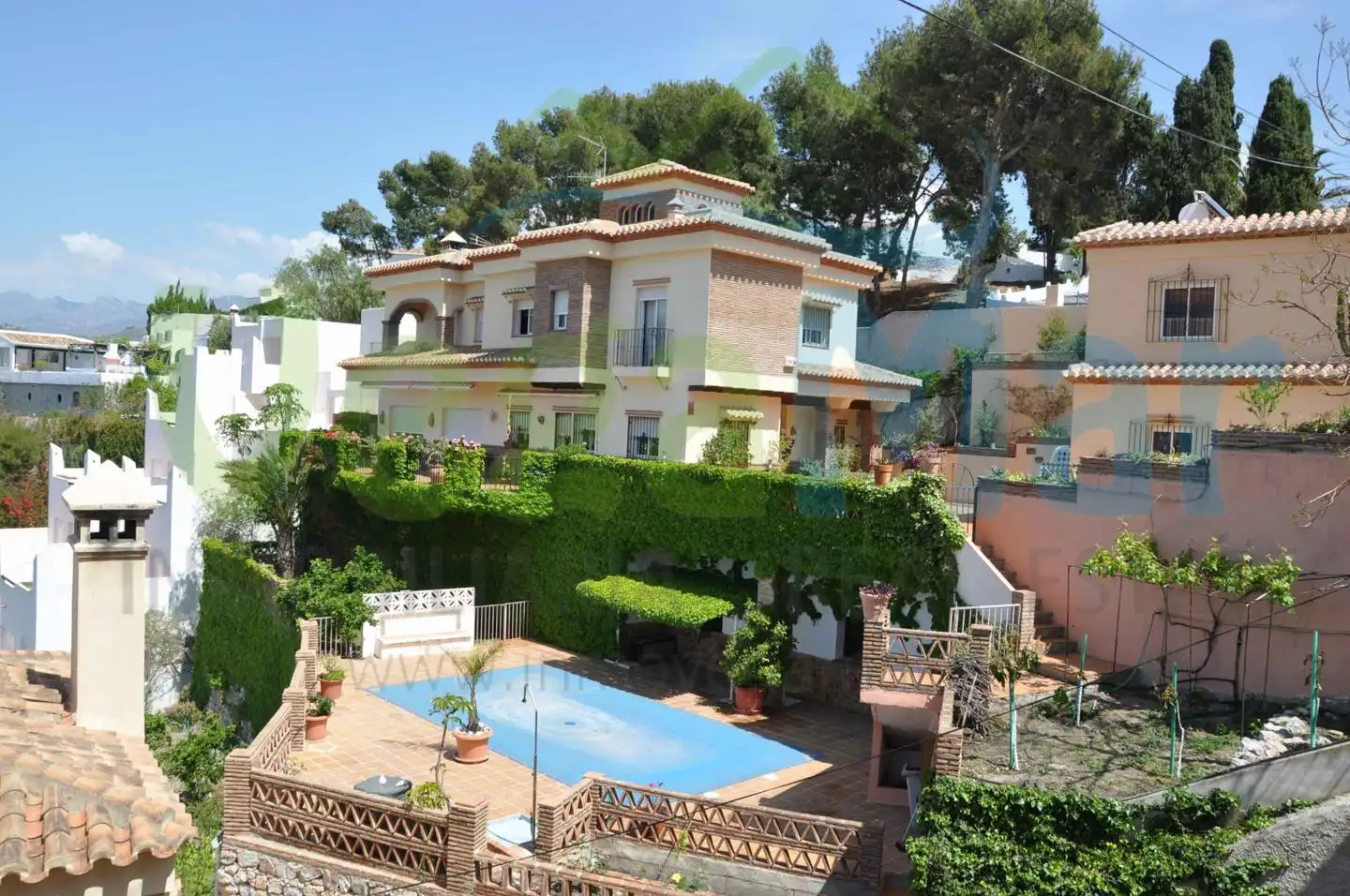 Vista exterior de Casa o chalet en venta en Almuñécar