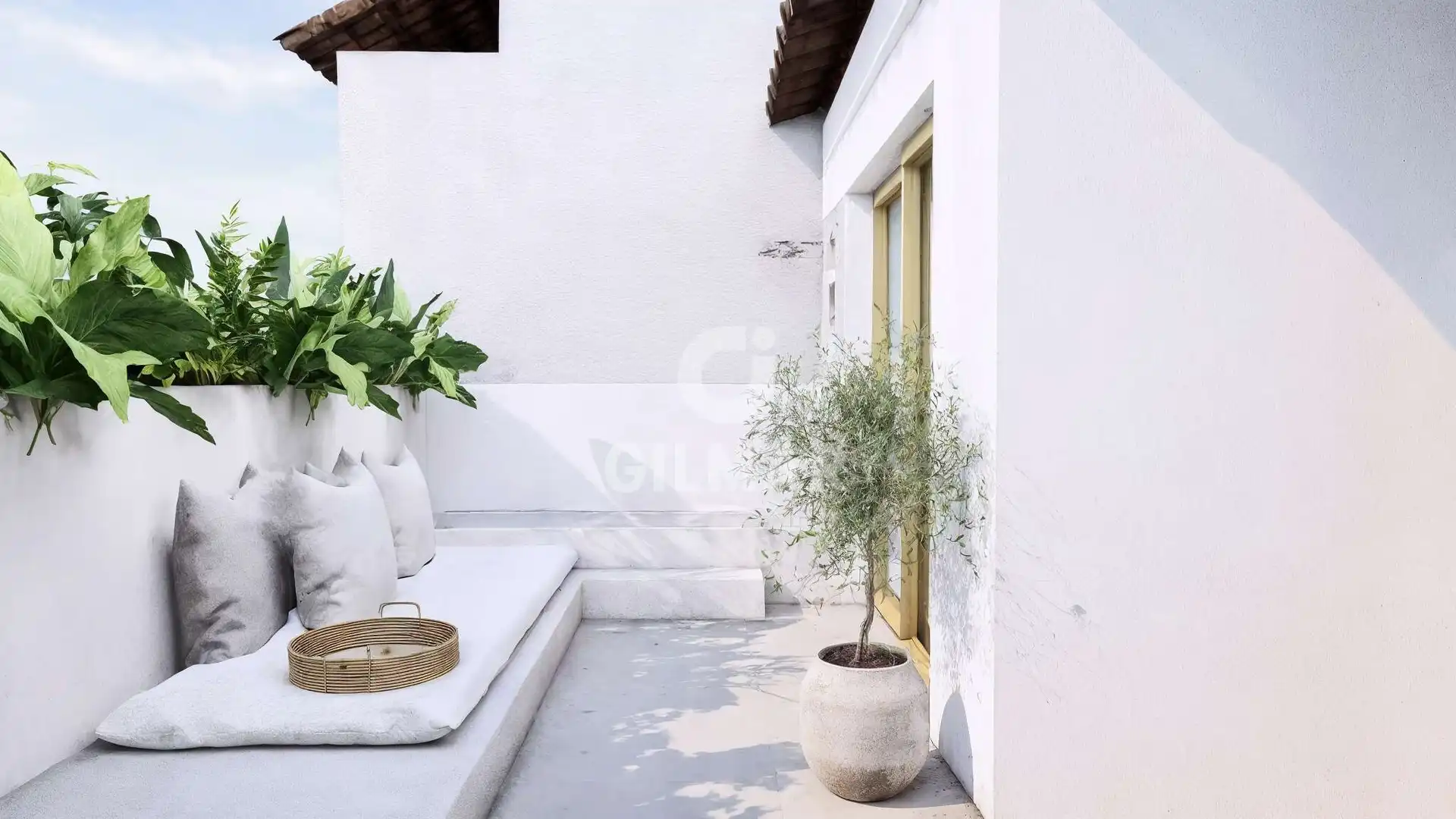 Terrace of Duplexes for sale in Estepona