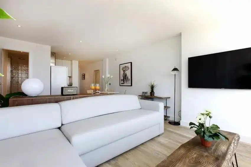 Sala d'estar de Pis en venda en Torremolinos amb Aire condicionat i Piscina comunitària