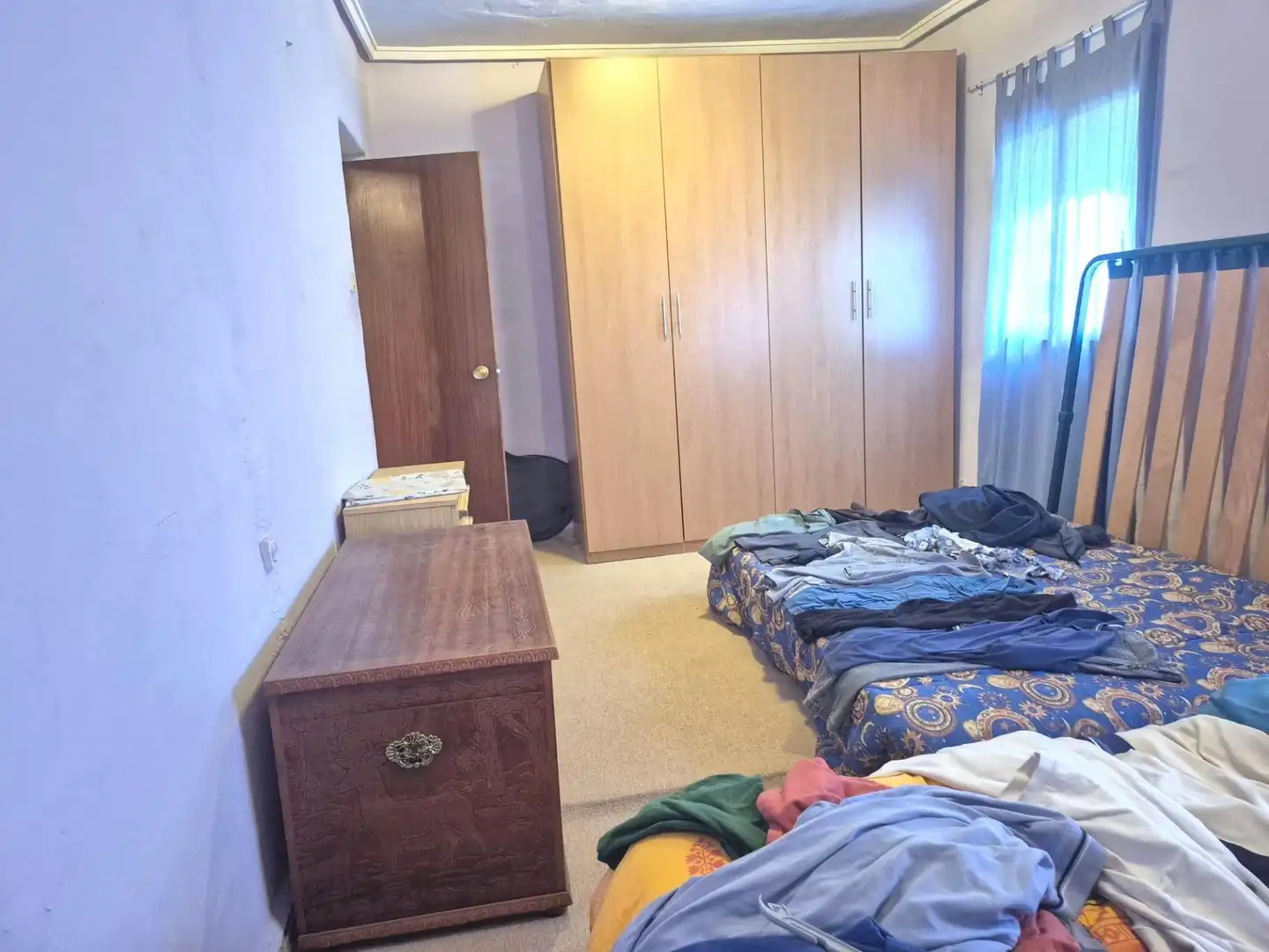 Dormitori de Casa o xalet en venda en Llíria amb Terrassa i Piscina comunitària