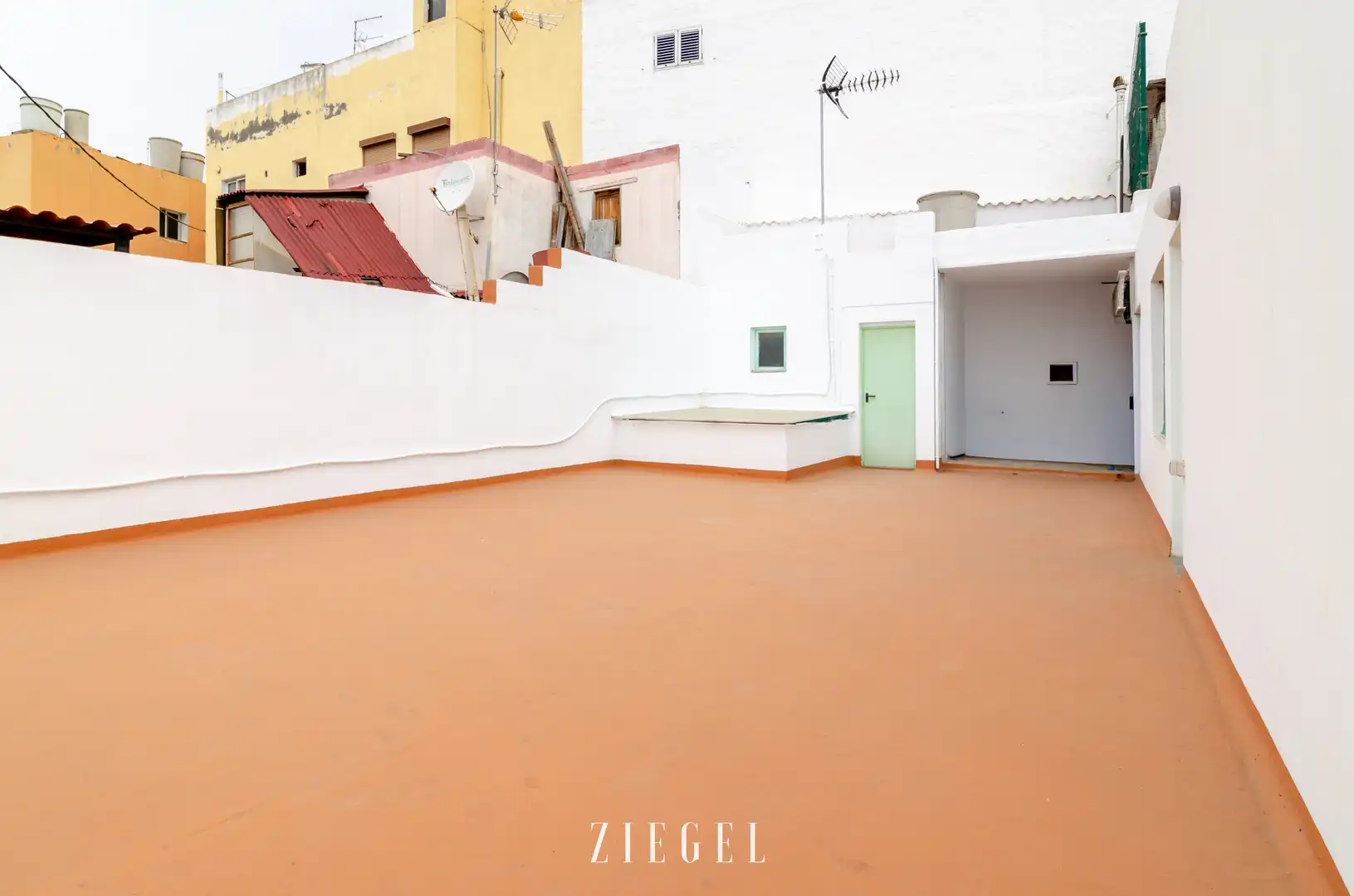 Terrassa de Casa o xalet en venda en Las Palmas de Gran Canaria amb Terrassa, Traster i Balcó