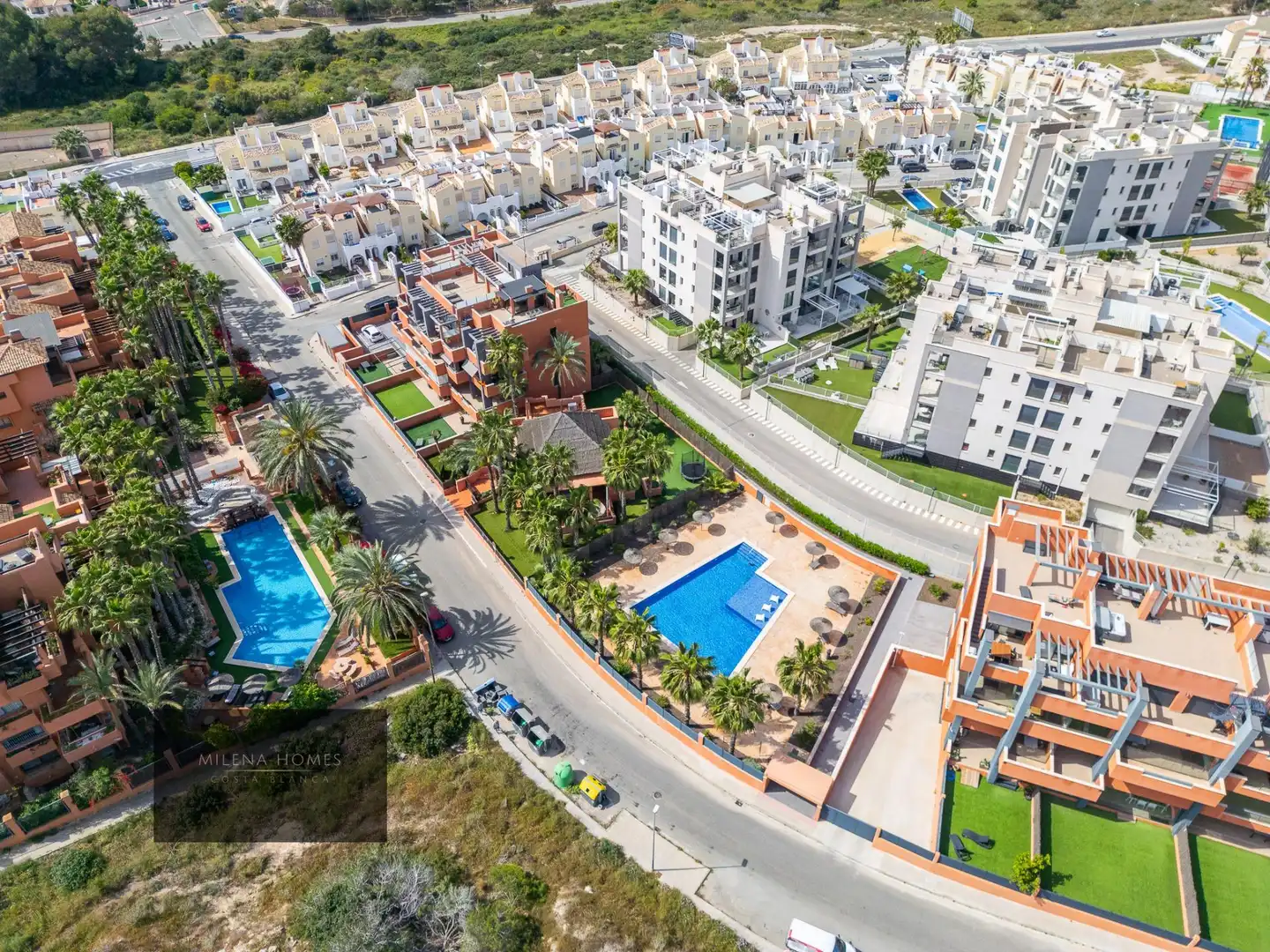 Vista exterior de Ático en venta en Orihuela con Aire acondicionado, Calefacción y Terraza