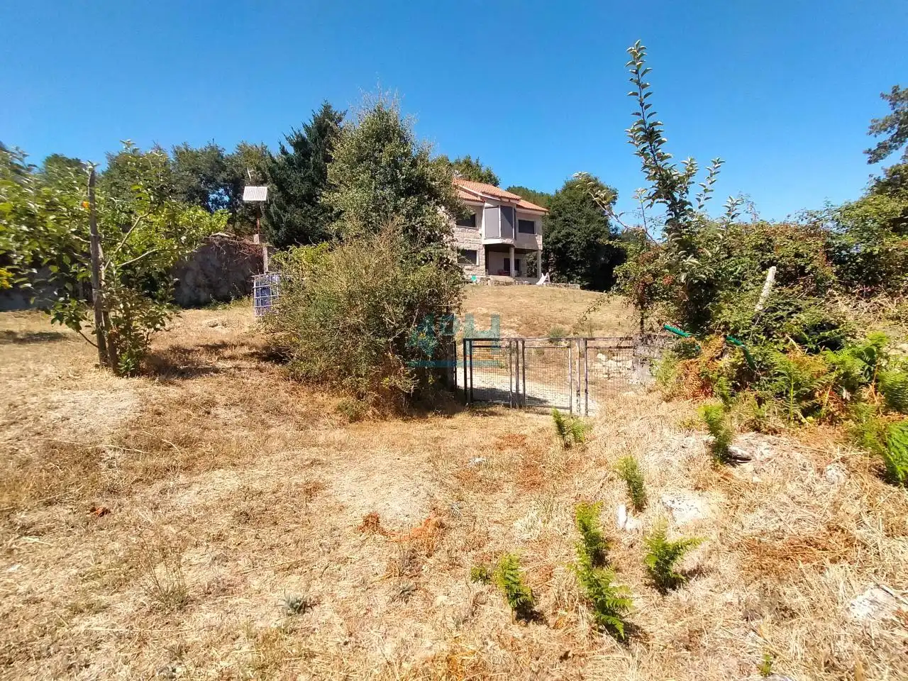 Residential for sale in Coles