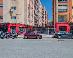 Exterior view of Flat for sale in  Granada Capital