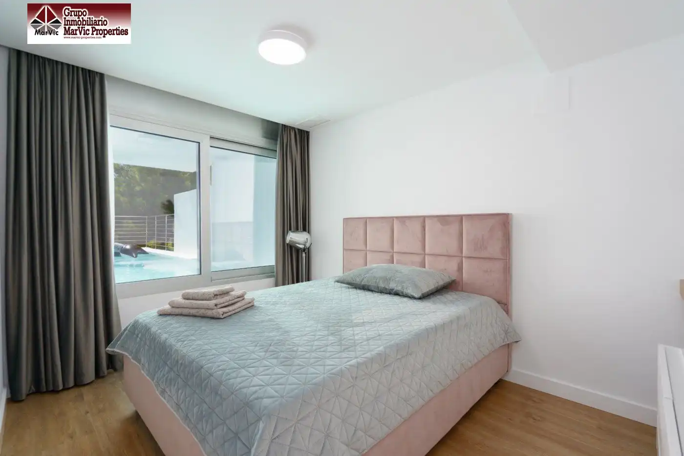 Habitación de Casa adosada en venta en Altea con Aire acondicionado, Calefacción y Terraza
