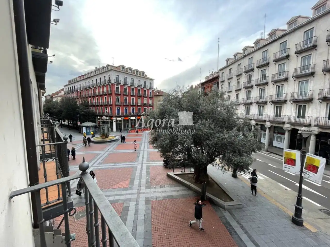 Piso en venta en Plaza Fuente Dorada, Centro