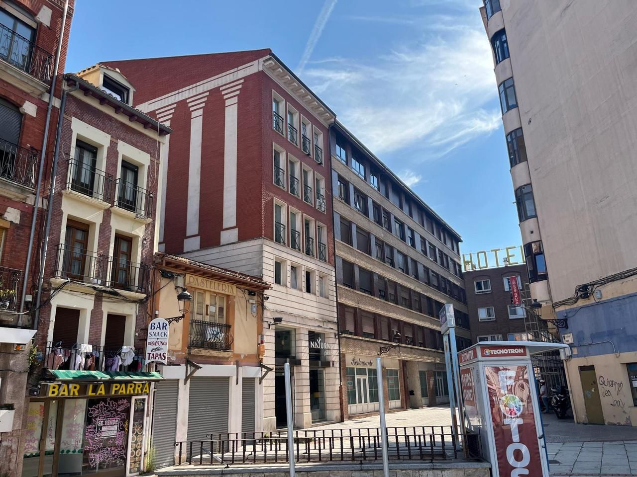 Exterior view of Flat for sale in Burgos Capital  with Air Conditioner, Heating and Furnished