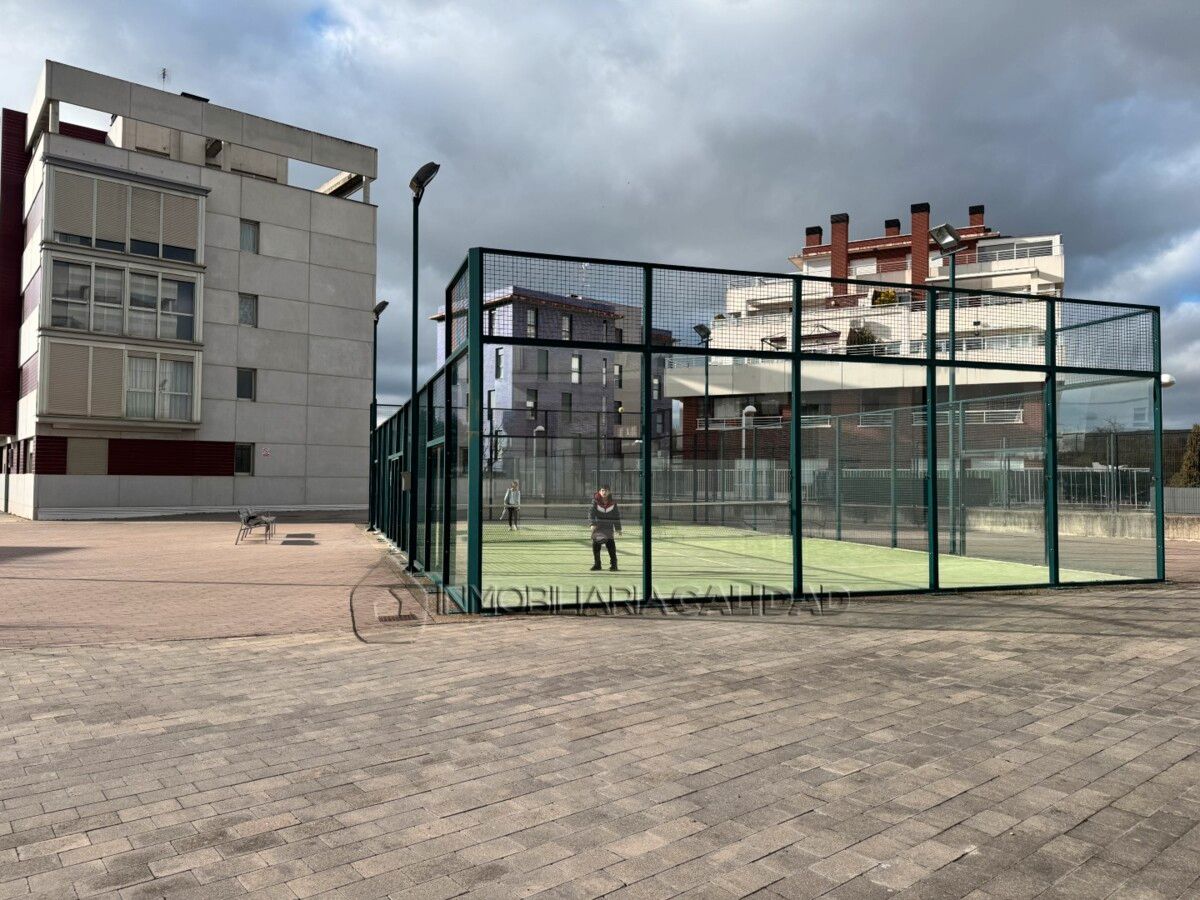 Piso en venta en Universidad - Las Huelgas