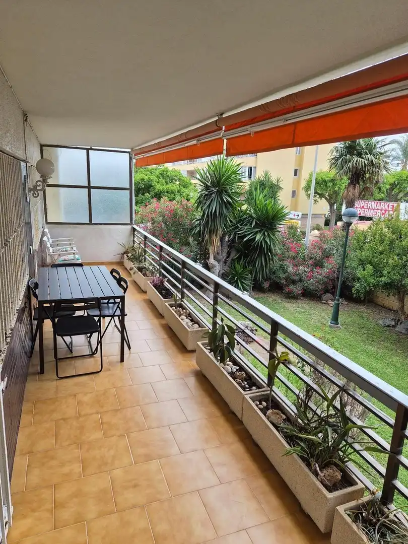 Terrassa de Apartament de lloguer en La Carihuela - Los Nidos