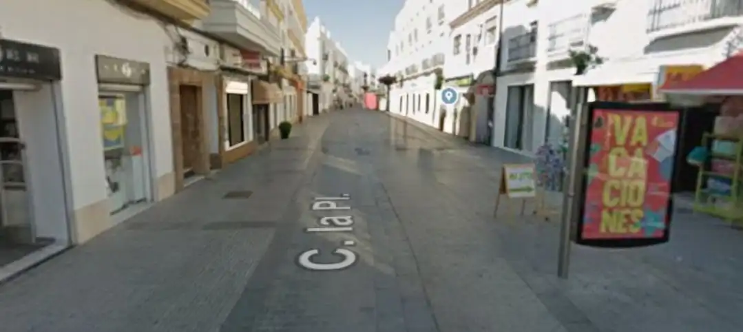 Local comercial de lloguer a Núcleo urbano, imagen 4