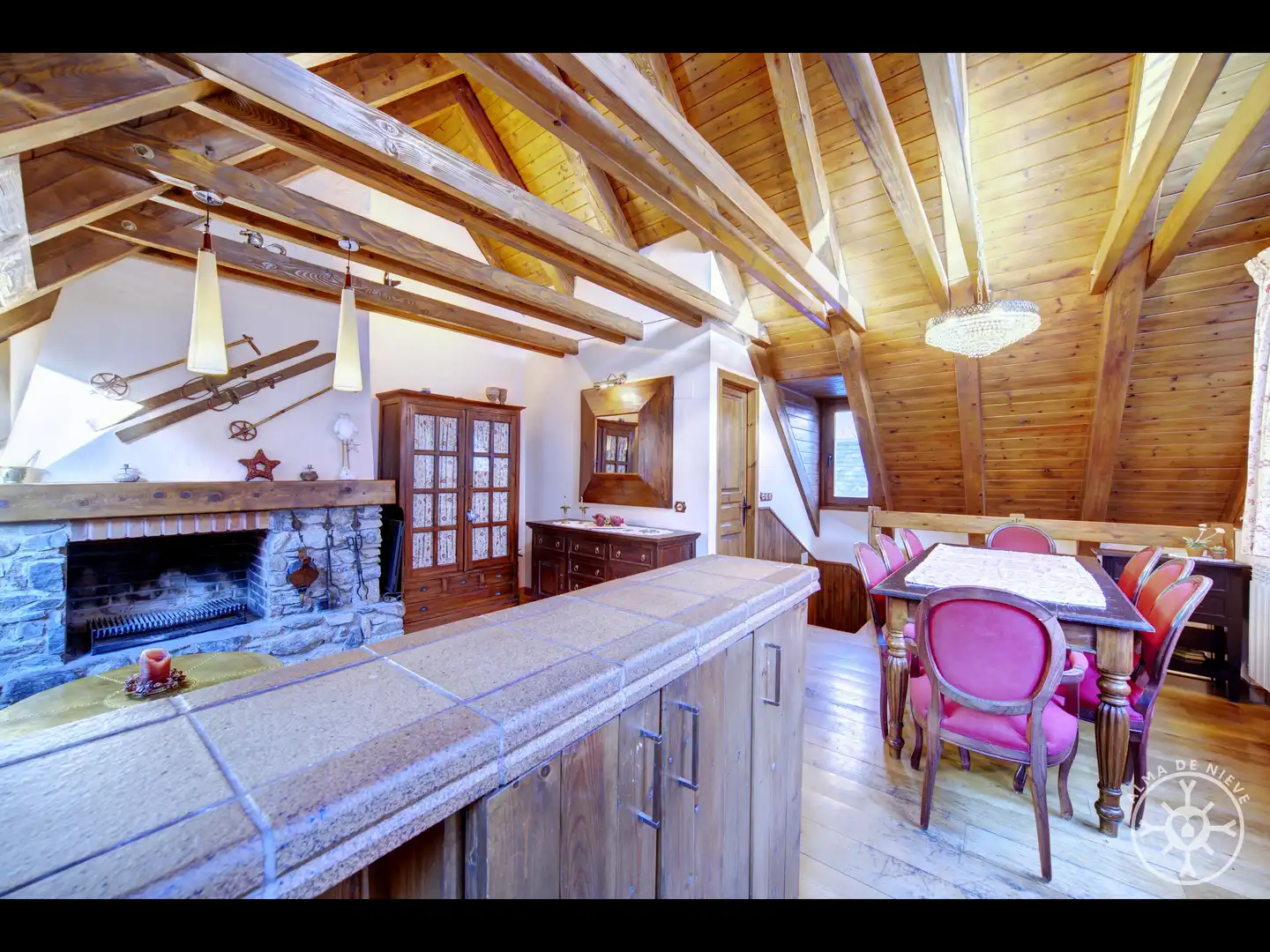 Comedor de Casa o chalet en venta en Naut Aran con Amueblado
