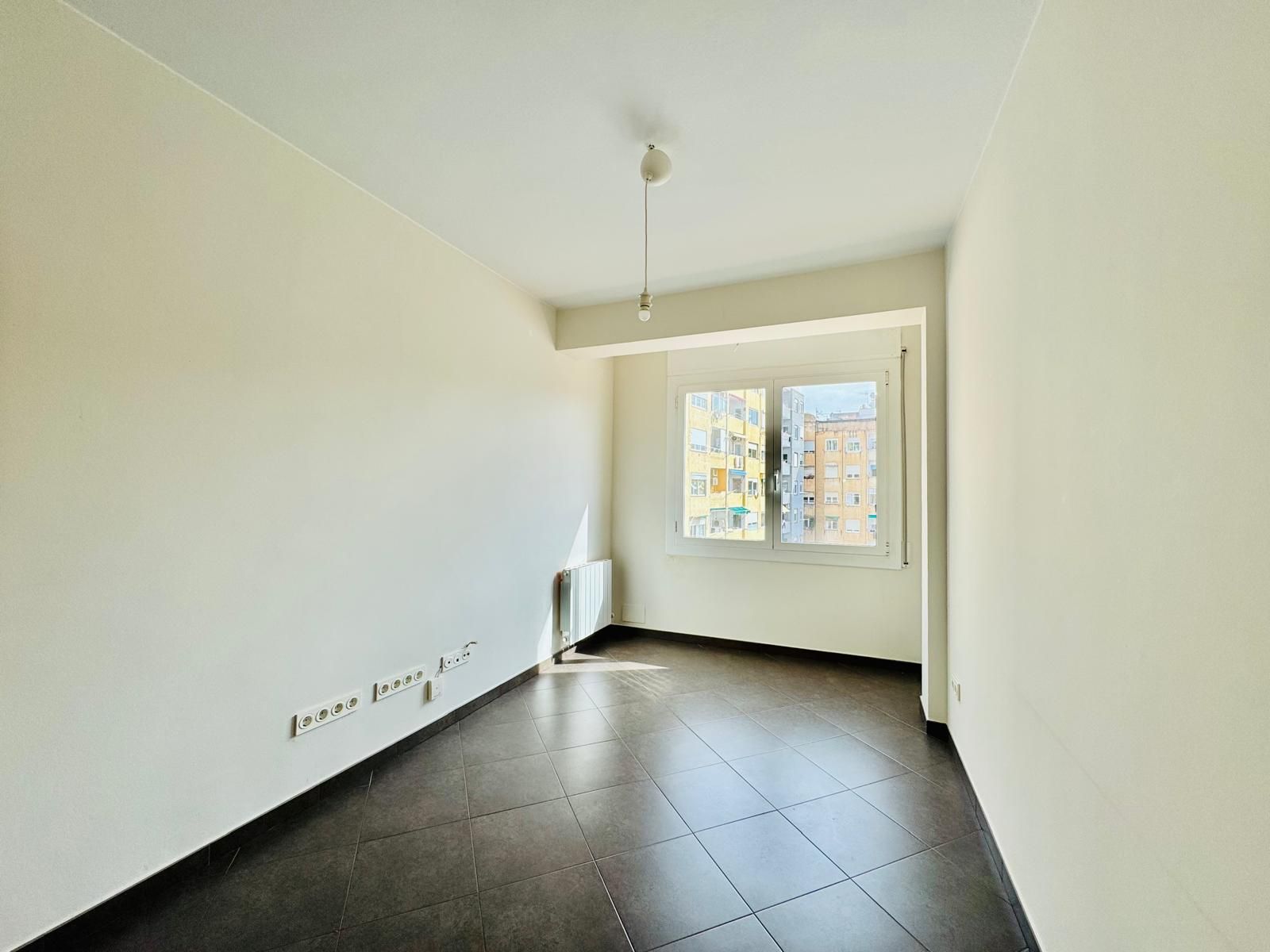 Bedroom of Flat for sale in  Barcelona Capital  with Heating and Balcony