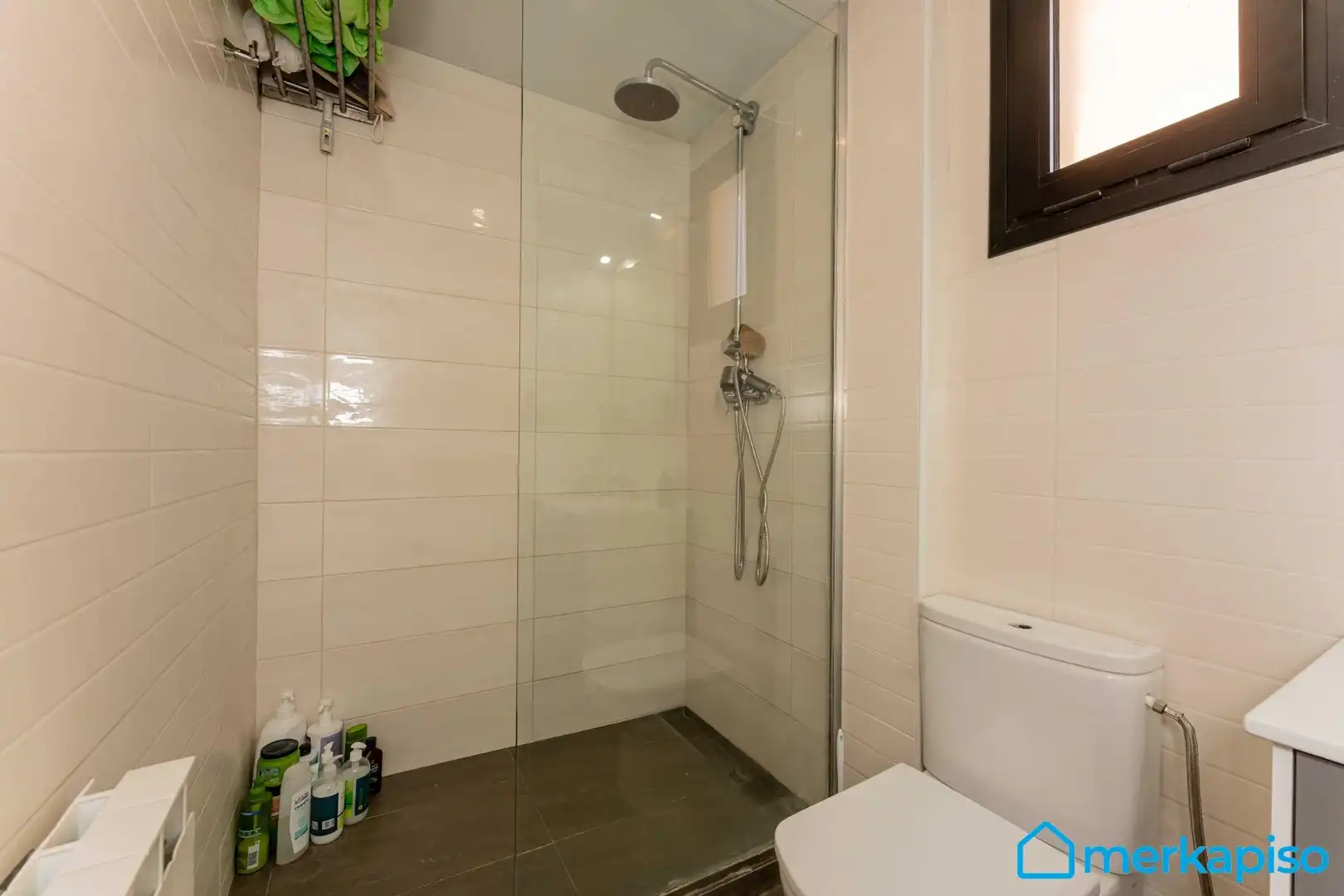 Bathroom of Flat for sale in Castelldefels  with Air Conditioner, Heating and Balcony