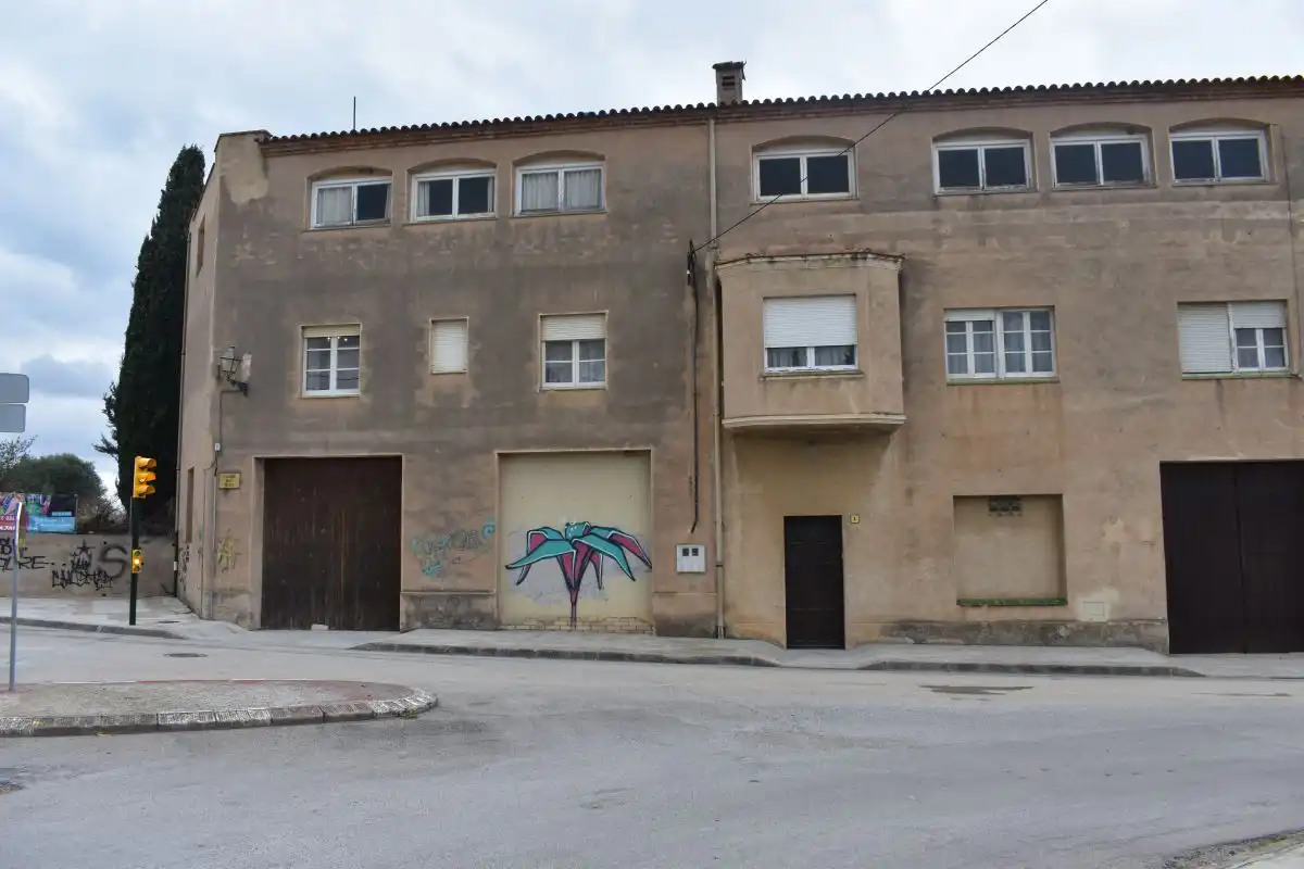 Casa amb terrassa en venda a Bellcaire d'Empordà, imagen 3