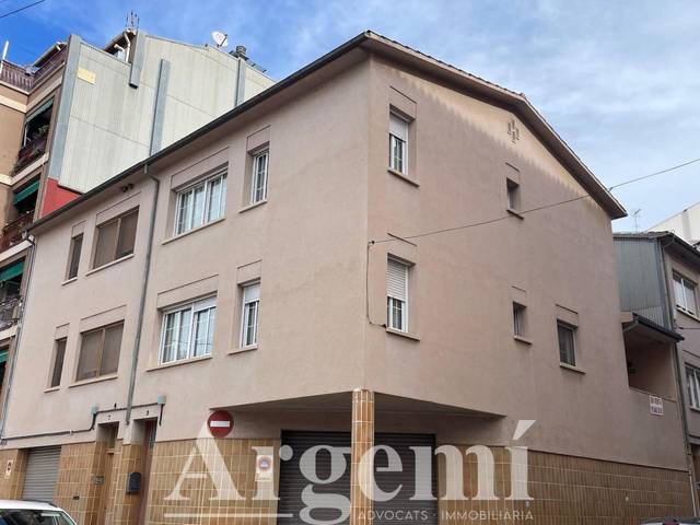Casa adosada en Venta en Caldes de Montbui