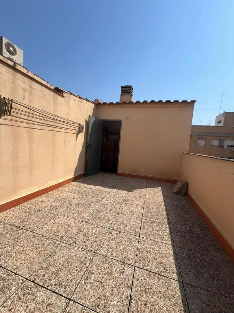 Terrassa de Pis de lloguer en Murcia amb Aire condicionat, Jardí privat i Traster
