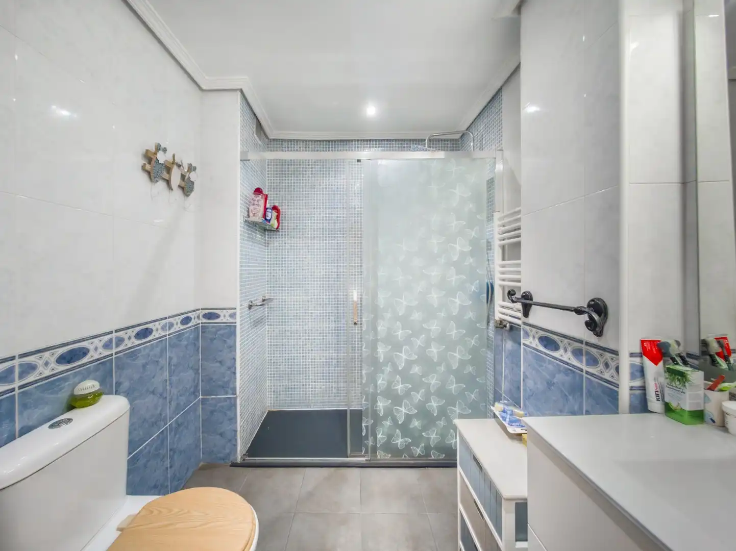 Badezimmer von Wohnung zum Verkauf in Madrid mit Heizung, Terrasse und Balkon