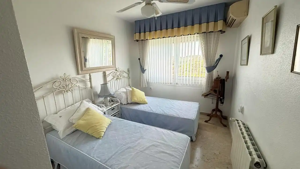 Chalet con piscina en venta en Calle Tramontana, imagen 21
