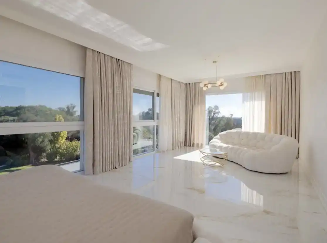 Sala de estar de Casa o chalet en venta en Sotogrande con Piscina