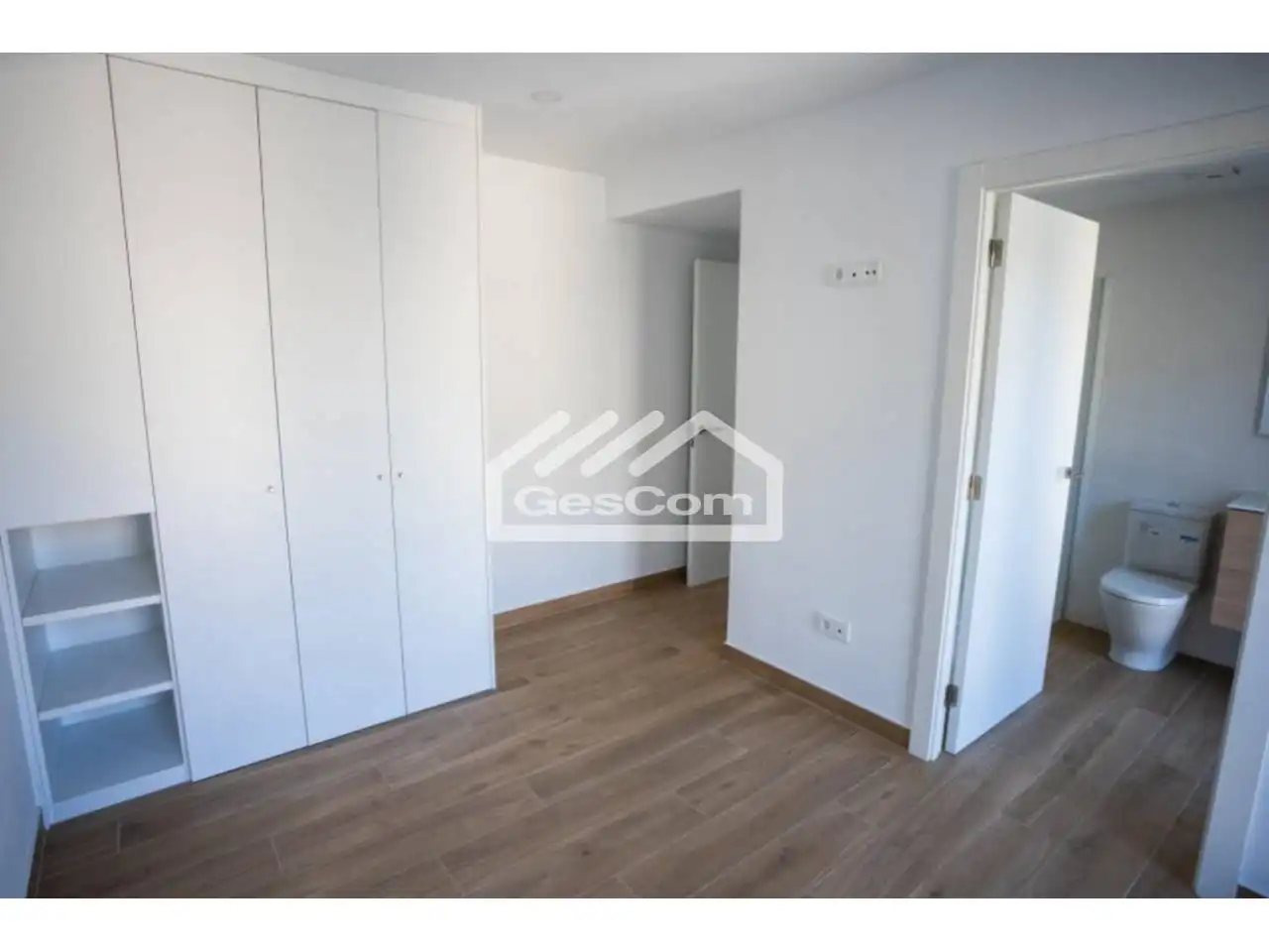 Habitación de Piso de alquiler en Escaldes – Engordany con Calefacción y Balcón