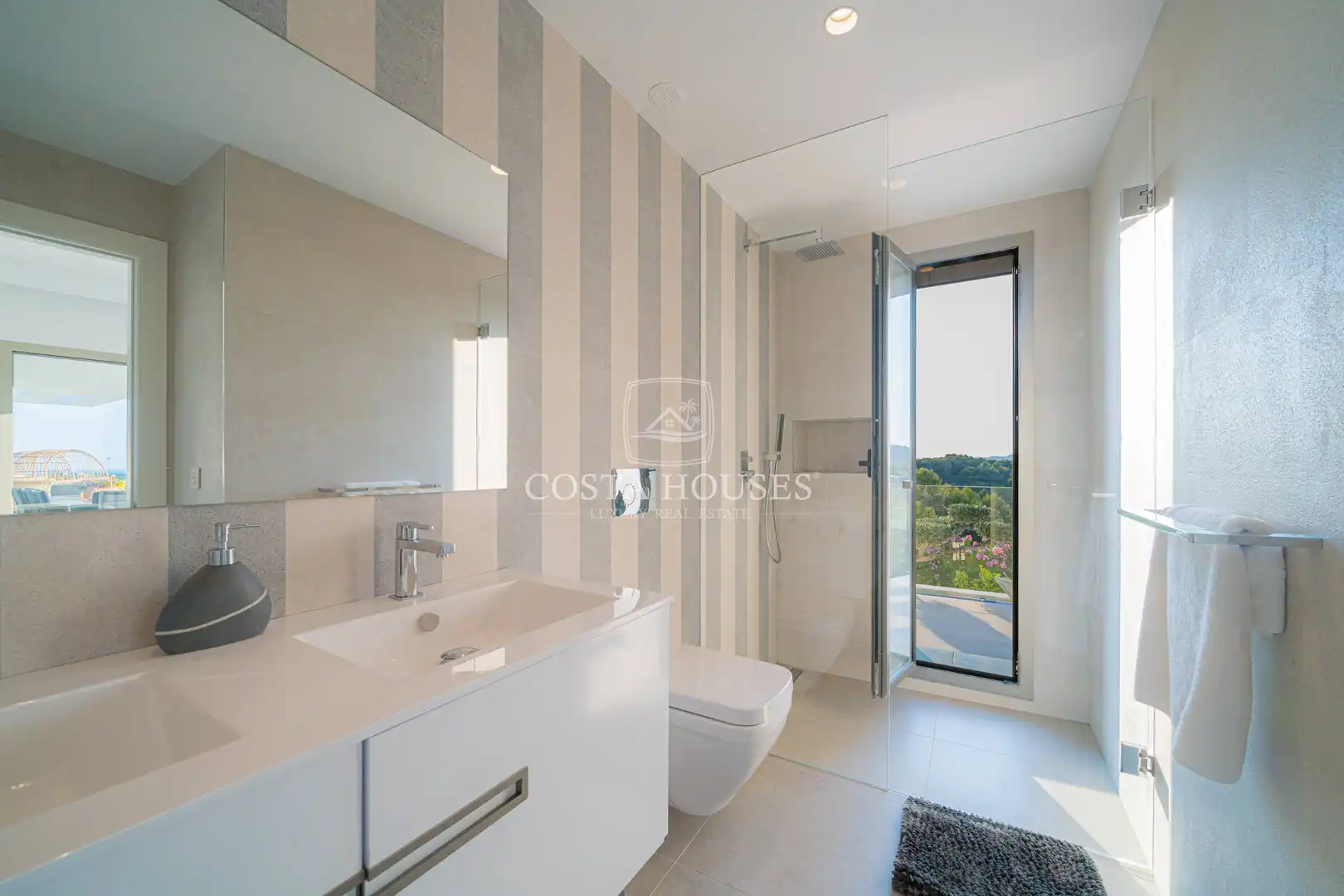 Bathroom of Houses for sale in Jávea / Xàbia  with Air Conditioner, Private garden and Terrace