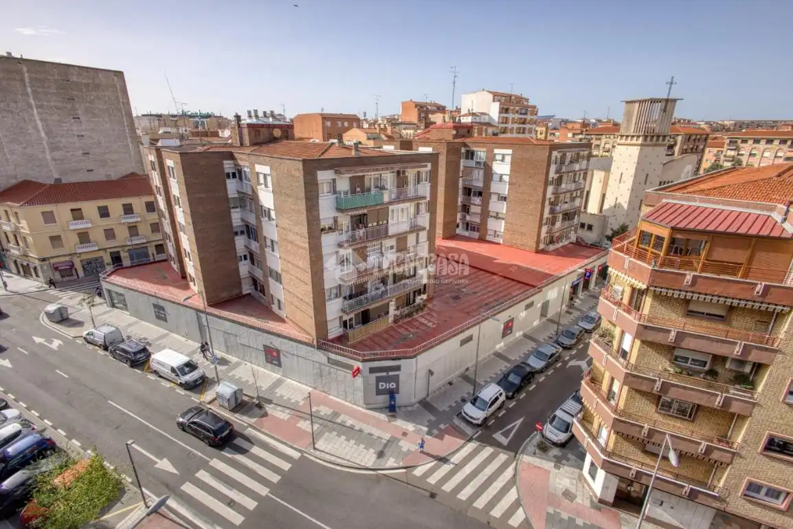 Pis amb terrassa en venda a Garrido, imagen 11