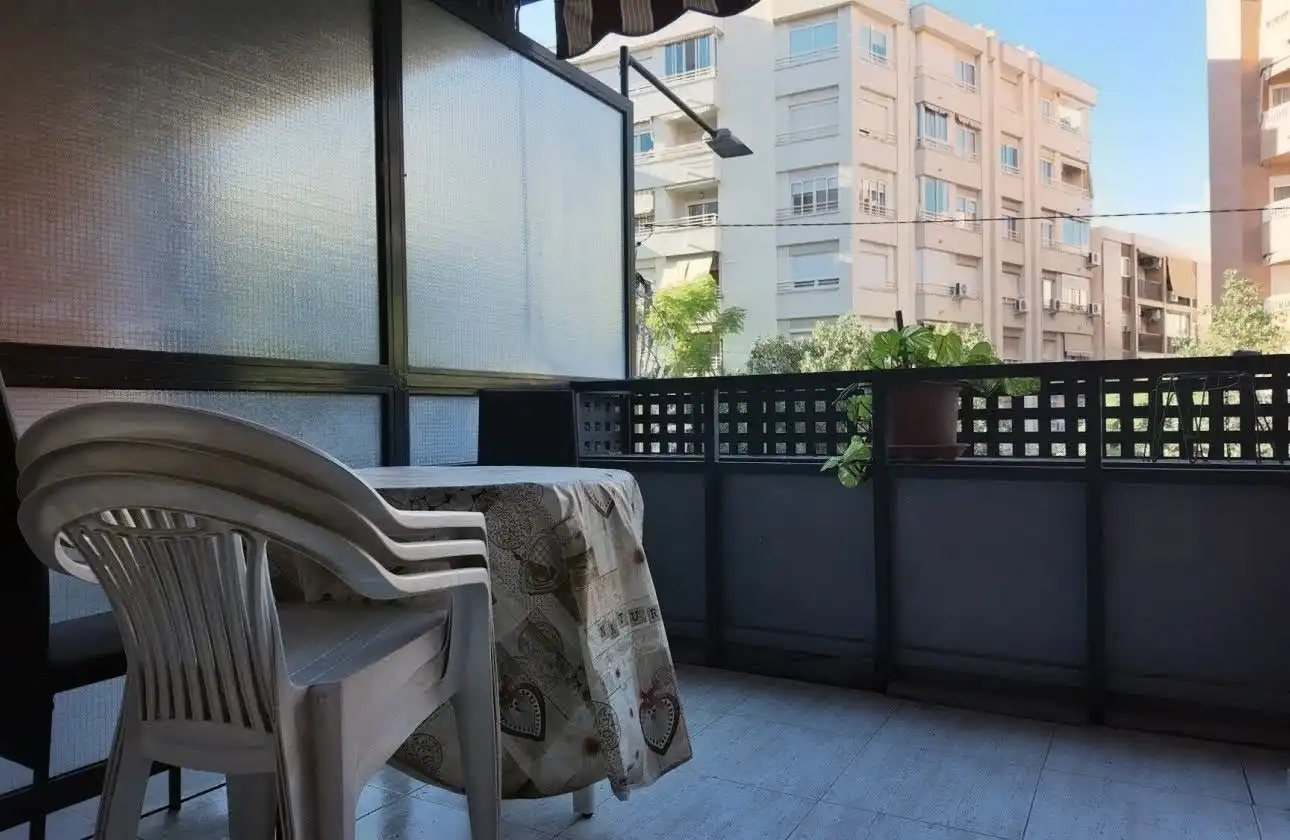 Terraza de Piso en venta en Alicante / Alacant con Aire acondicionado, Trastero y Amueblado