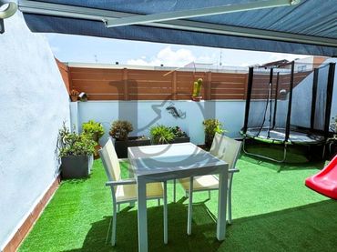 Ático con ascensor en venta en Silla
