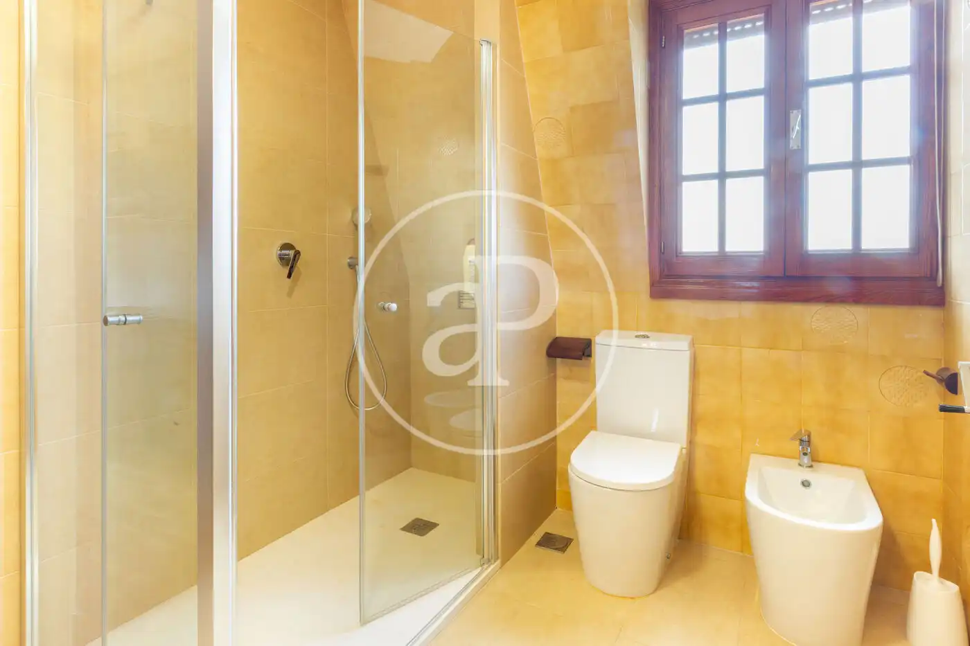 Baño de Casa o chalet en venta en Paterna con Aire acondicionado, Calefacción y Jardín privado