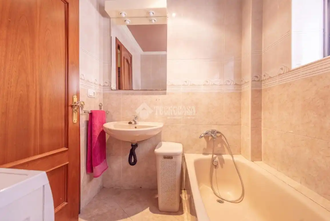 Baño de Piso en venta en Salamanca con Trastero y Balcón