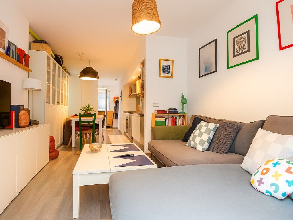 Living room of Flat for sale in Vilafranca del Penedès  with Oven and Balcony