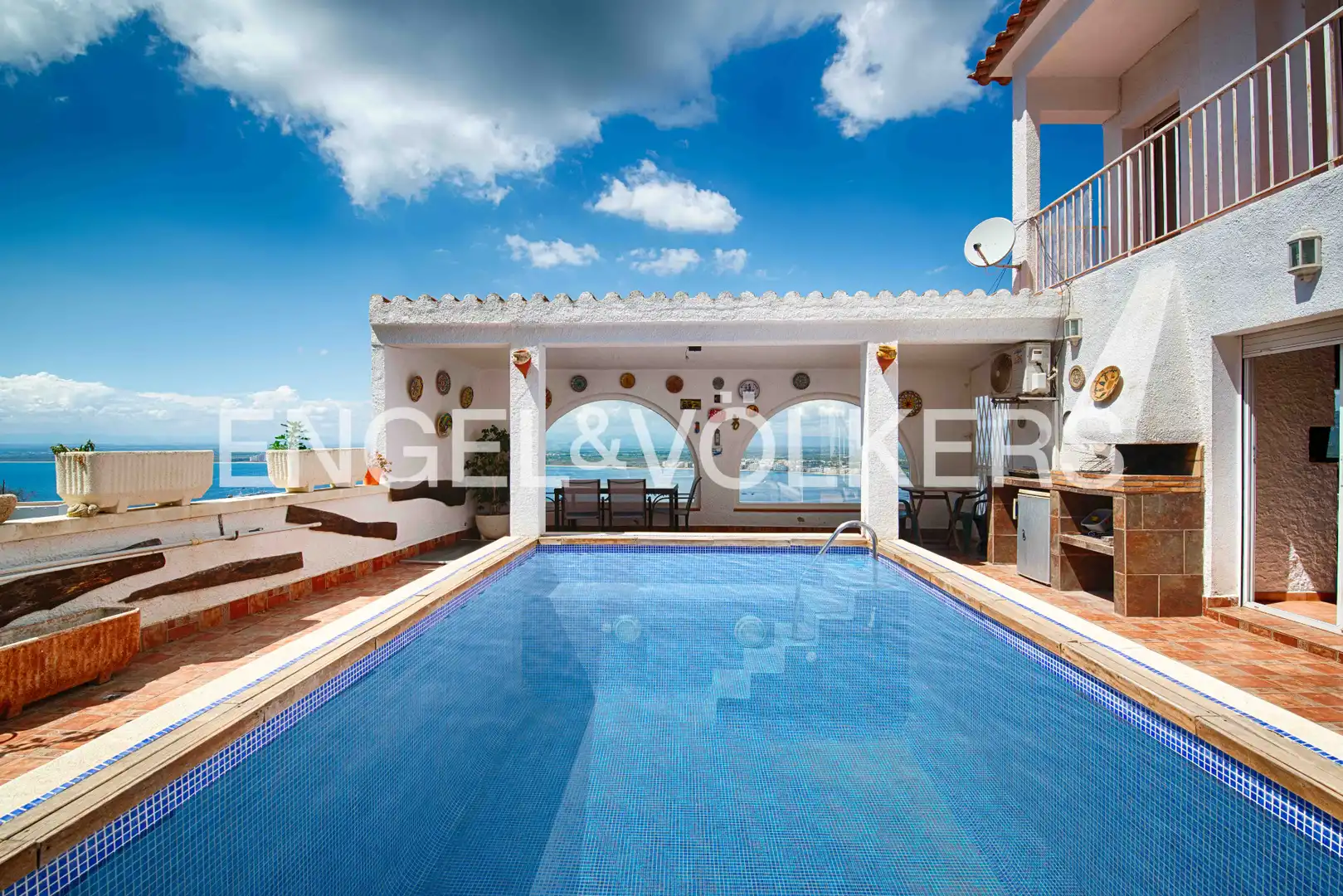 Maison avec piscine à vendre à Carrer d'Antoni Canals