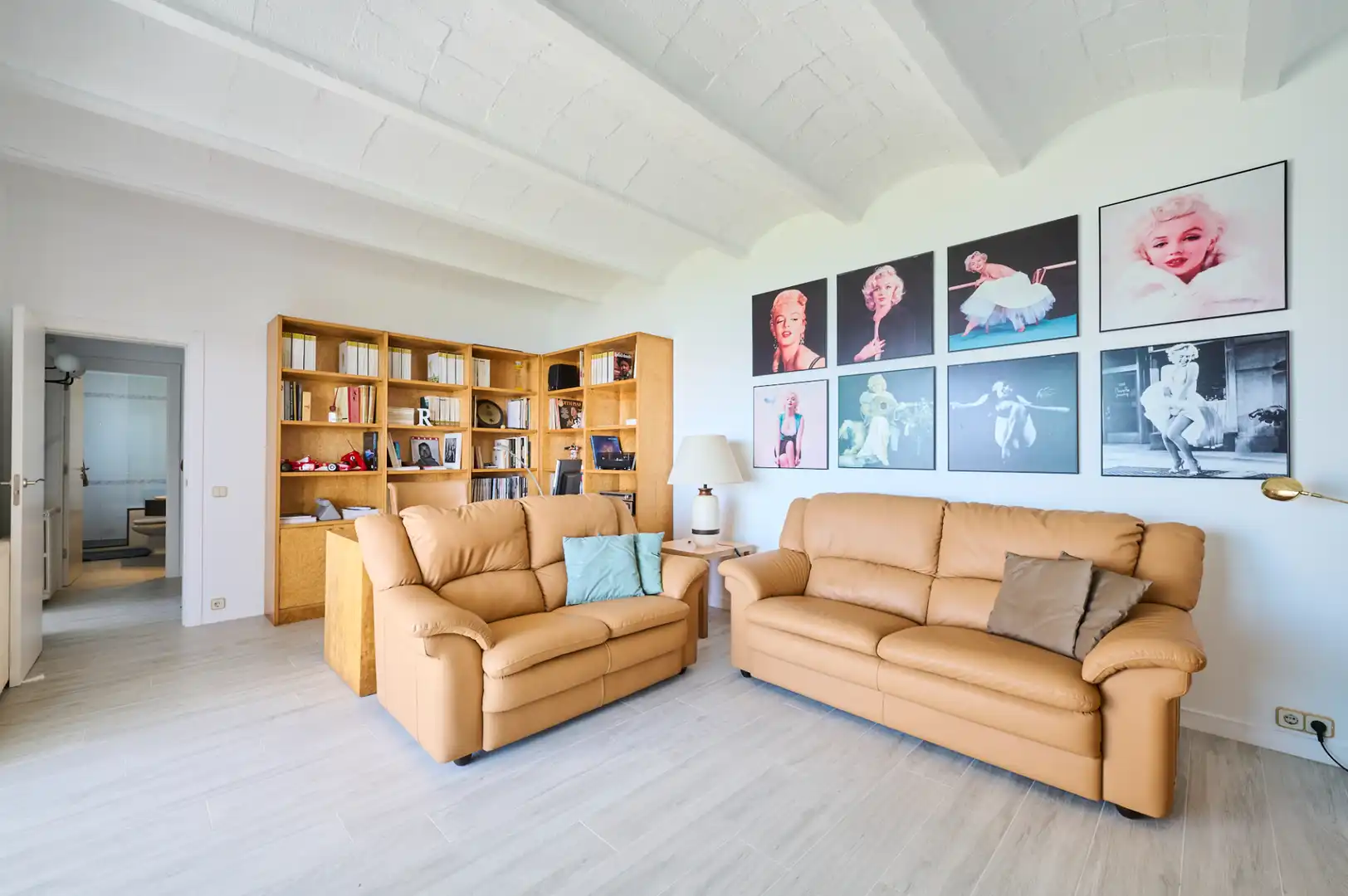 Sala d'estar de Casa o xalet en venda en Arenys de Mar amb Aire condicionat, Calefacció i Jardí privat