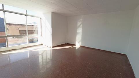 Foto 4 de Edifici en venda a Carretera del Mig, Centre, L'Hospitalet de Llobregat