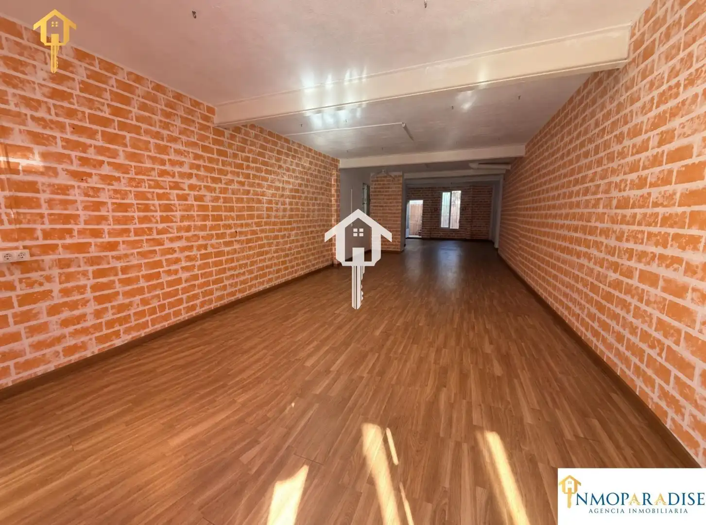 Local comercial en venta en Calle DR SAPENA