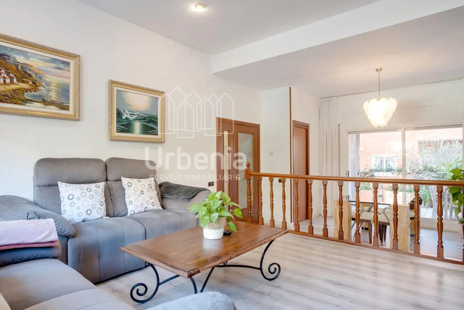 Vista exterior de Casa o xalet en venda en Arenys de Mar amb Calefacció, Terrassa i Traster